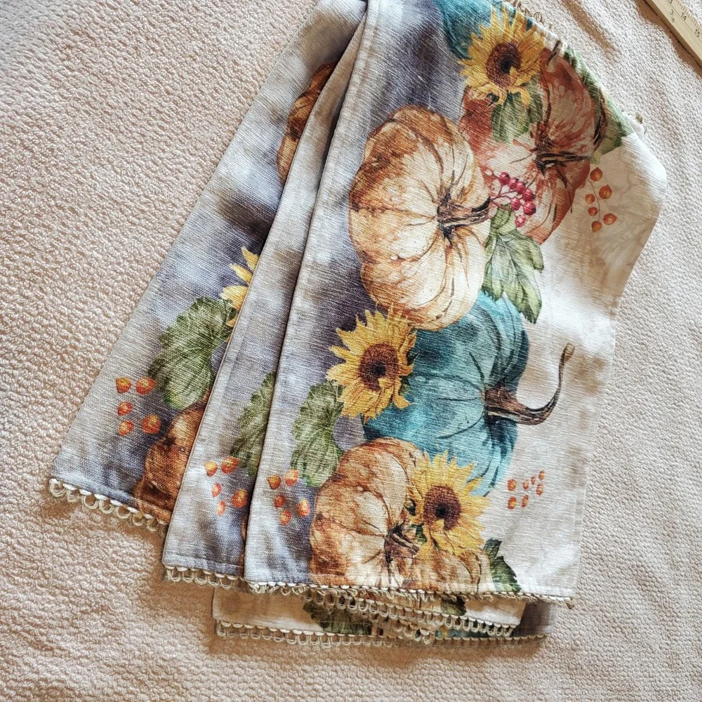 Tahari Home Fall Pumpkin Sunflower 4 Table mats 13x19 Jute Fringe Trim Farmhouse